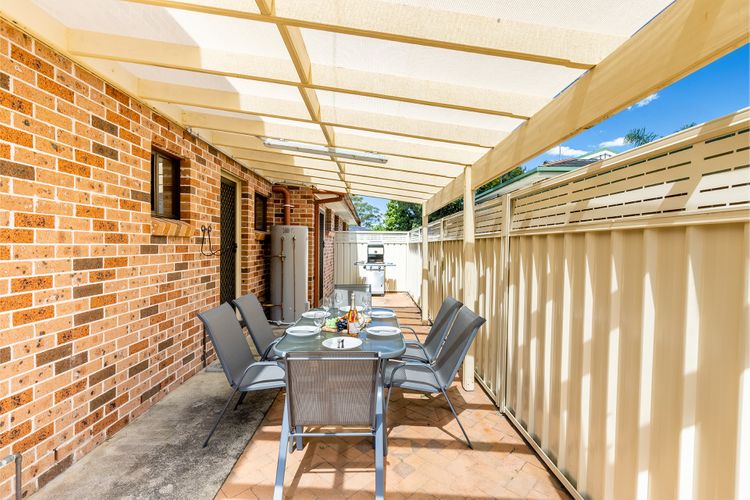 Shoalies, 1/45 Government Road – fantastic duplex close to the water and shops