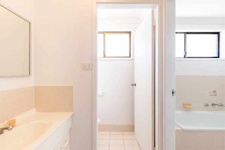 Shoalies, 1/45 Government Road – fantastic duplex close to the water and shops