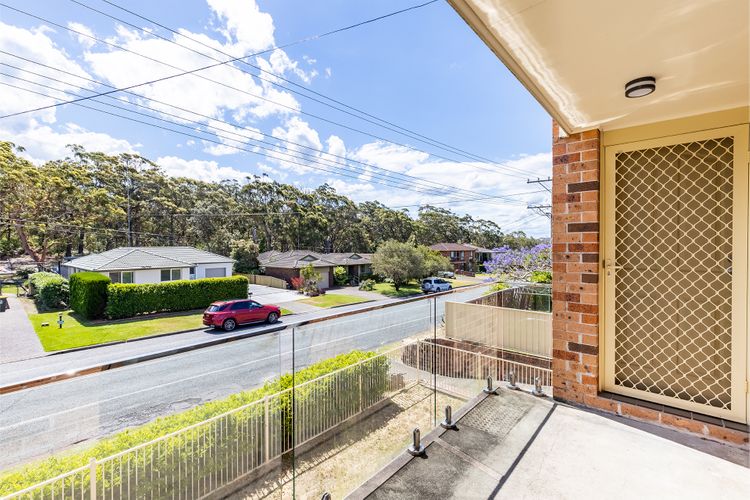 Shoalies, 1/45 Government Road – fantastic duplex close to the water and shops