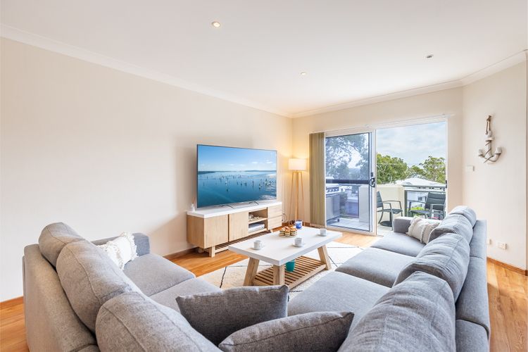 Corlette Sands, 117 Sandy Point Road – filtered waterviews, air conditioning and only 150 metres to the water