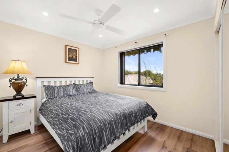 Home of Anna Bay, 112 Old Main Rd – Air Con, WiFi and close to the beach