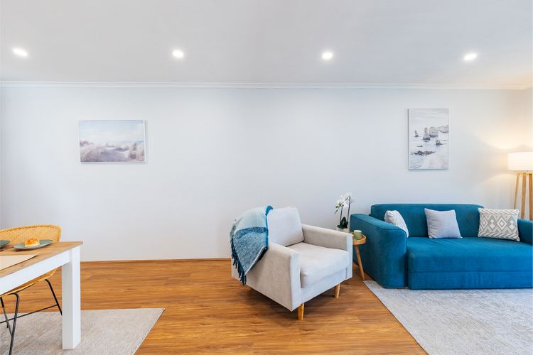 Cala Dor, 1/13 Soldiers Point Rd – renovated with linen, air con and Wi-Fi