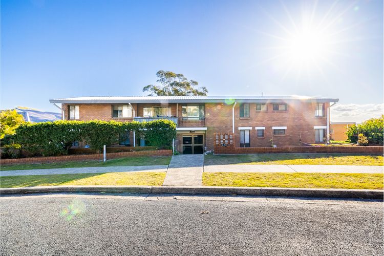 Bahia, 4/47 Ronald Ave – fantastic location with grass courtyard