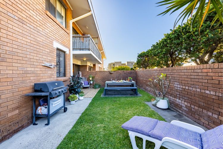 Bahia, 4/47 Ronald Ave – fantastic location with grass courtyard
