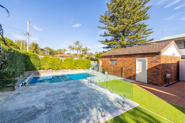 70 Pacific Avenue – Saltwater Pool, Air Con and Wi-Fi