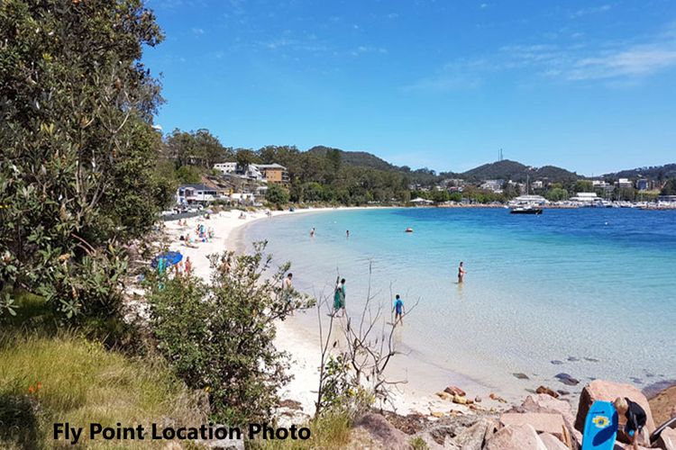 Dolphin Watch Apartments, Unit 1, 74 Magnus St – air con, wi-fi, views