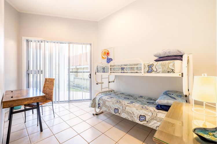 Birubi First Wave, 45a Ocean Ave – pet friendly, waterfront, waterviews, air con, Wi-Fi