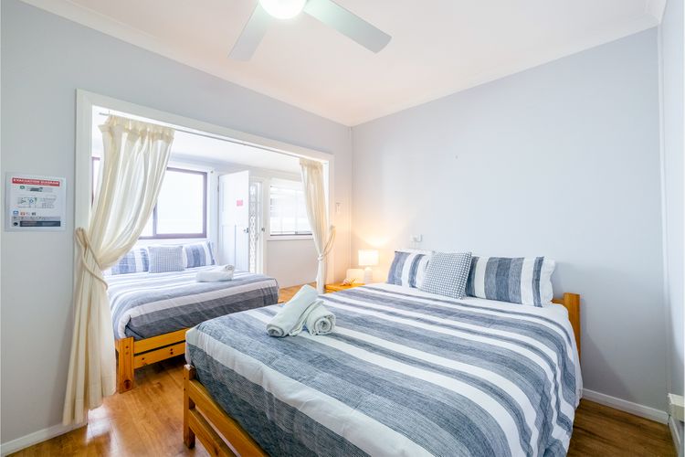 Silver Sands, 29B Victoria Pde – across the road to the water