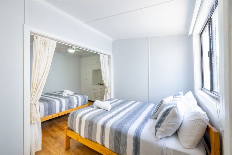 Silver Sands, 29B Victoria Pde – across the road to the water