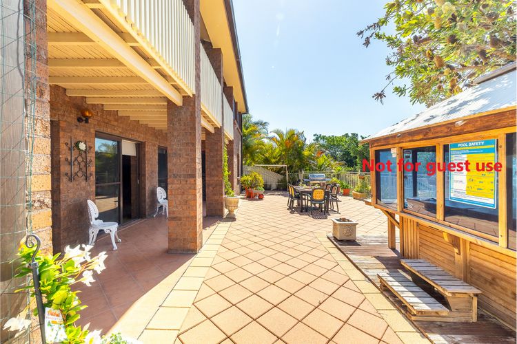 Casa Carinho, 24 Wallawa Rd – spectacular water views, pet friendly, air con