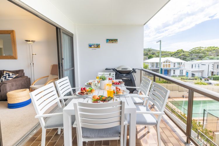 The Dunes, 8/38 Marine Dr – complex pool, tennis court and Wi-Fi