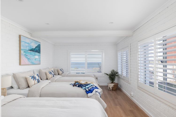 Waves at Boat Harbour, 65 Kingsley Dr – stunning house with fantastic waterviews