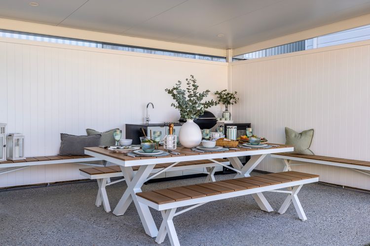 Waves at Boat Harbour, 65 Kingsley Dr – stunning house with fantastic waterviews