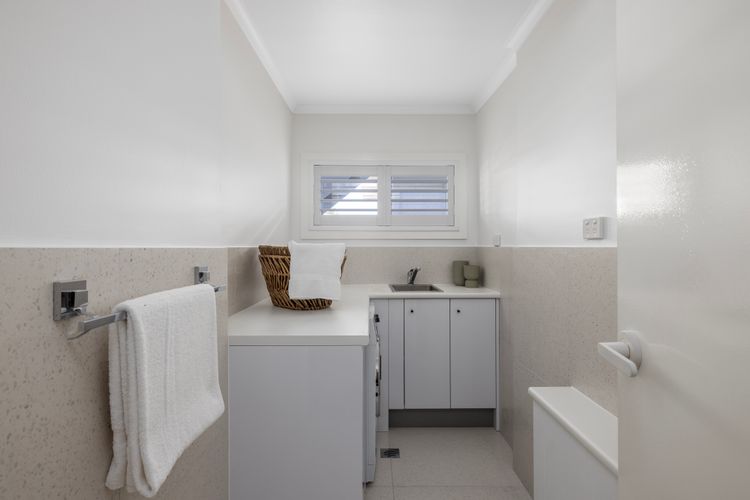 Waves at Boat Harbour, 65 Kingsley Dr – stunning house with fantastic waterviews