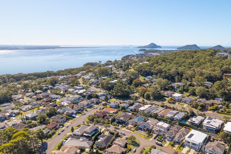 68 Saratoga Ave – Ducted Air con, Wi-Fi, Small Boat Parking