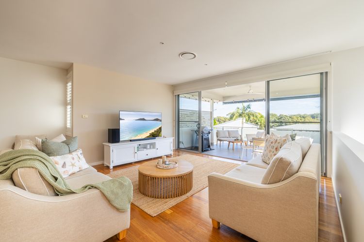 68 Saratoga Ave – Ducted Air con, Wi-Fi, Small Boat Parking