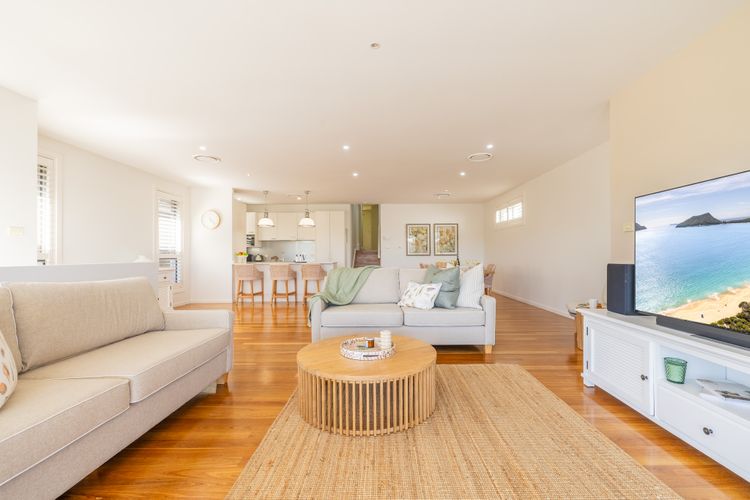 68 Saratoga Ave – Ducted Air con, Wi-Fi, Small Boat Parking