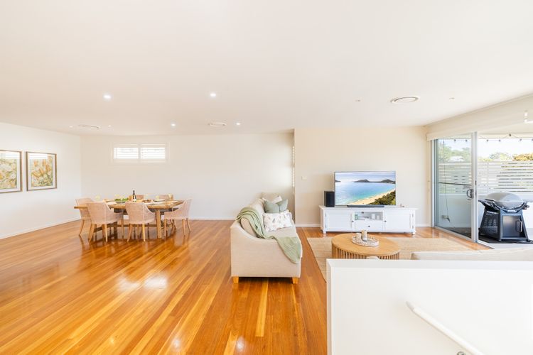 68 Saratoga Ave – Ducted Air con, Wi-Fi, Small Boat Parking
