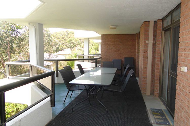 The Commodore, 17/9-11 Donald Street – pleasant unit with open plan living