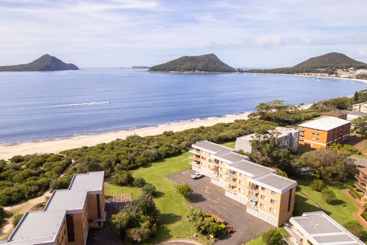 Promenade 9, 8 Intrepid Cl – spectacular water views, air conditioning