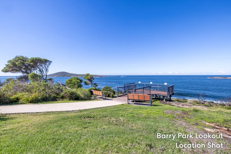 Magnolias, 6 Marine Dr – air con, linen and Wi-Fi