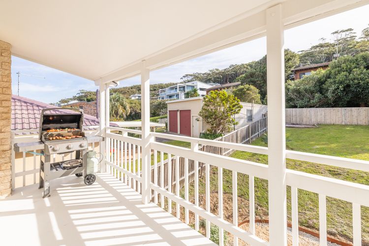 Finhouse, 48 Lentara St – Views, Linen, Wi-Fi and Air Con