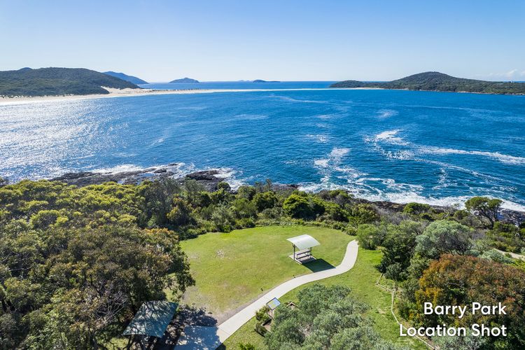 Finhouse, 48 Lentara St – Views, Linen, Wi-Fi and Air Con