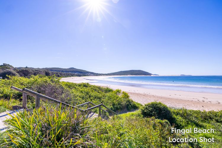 Finhouse, 48 Lentara St – Views, Linen, Wi-Fi and Air Con