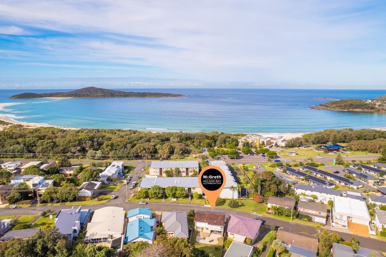 Finhouse, 48 Lentara St – Views, Linen, Wi-Fi and Air Con
