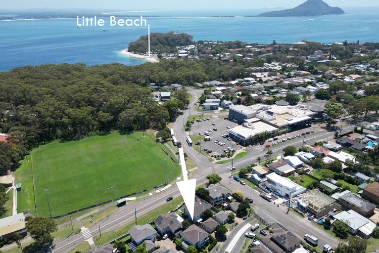 Seaspray Haven, 10 Seaspray Ave – air con, complex pool, Wi-Fi, Linen