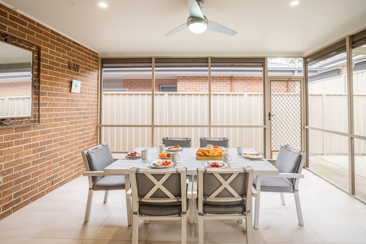 27a Dowling St – ducted air con, ground floor, close to the waterfront