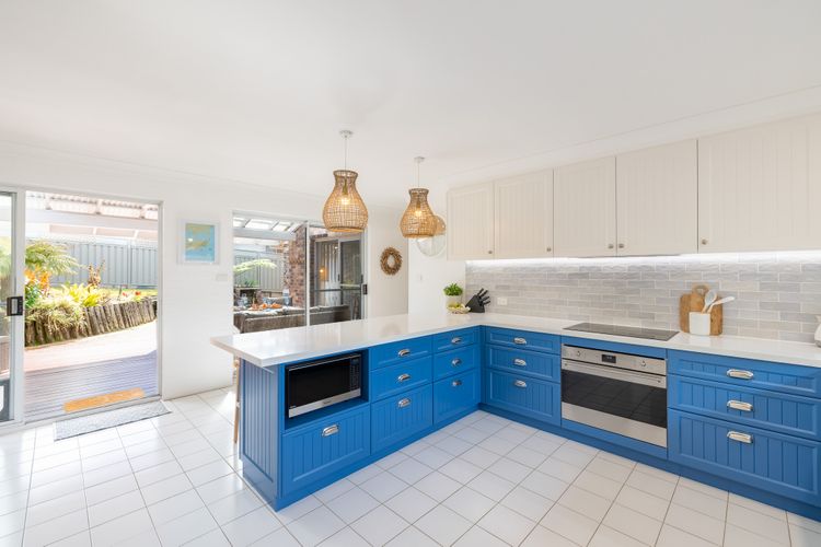 Refresh at Rocky, 134 Rocky Point Rd – Air Con, Wi-Fi, large yard