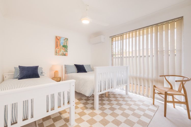 Refresh at Rocky, 134 Rocky Point Rd – Air Con, Wi-Fi, large yard
