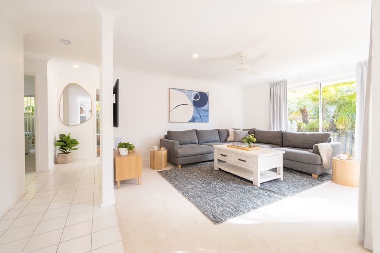 Refresh at Rocky, 134 Rocky Point Rd – Air Con, Wi-Fi, large yard