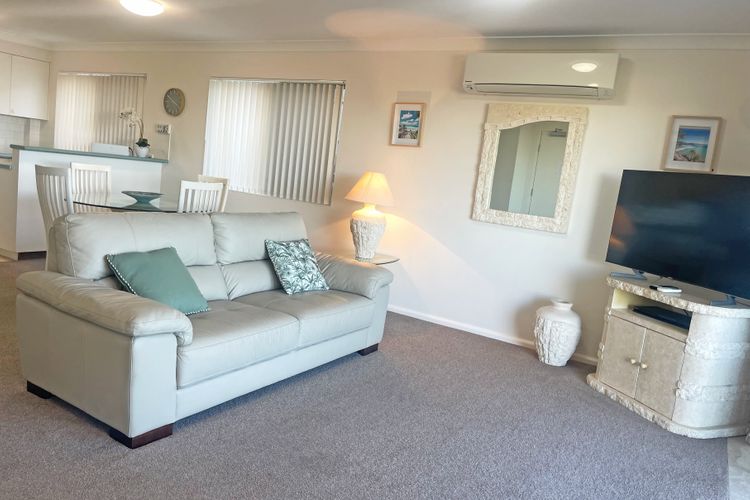 Cabarita Beachfront Superior Ocean 15