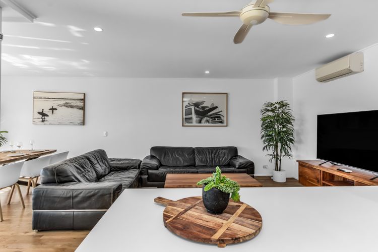 Paradiso 3 Bedroom Ocean Front 219