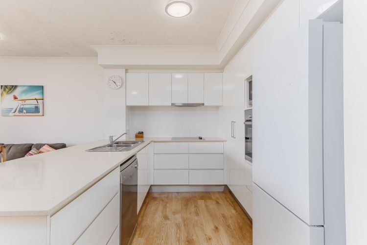 Sunrise Cove  2 Bedroom Waterfront 8