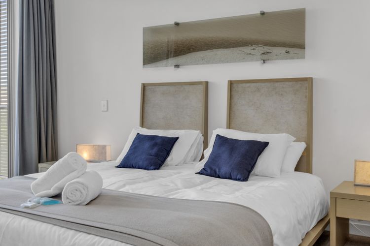 Luxury Apartment 1310 at Bells Boulevard