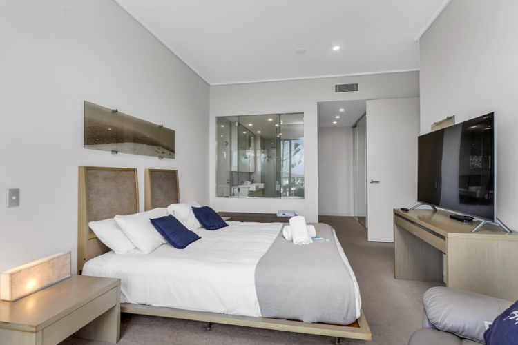 Luxury Apartment 1310 at Bells Boulevard