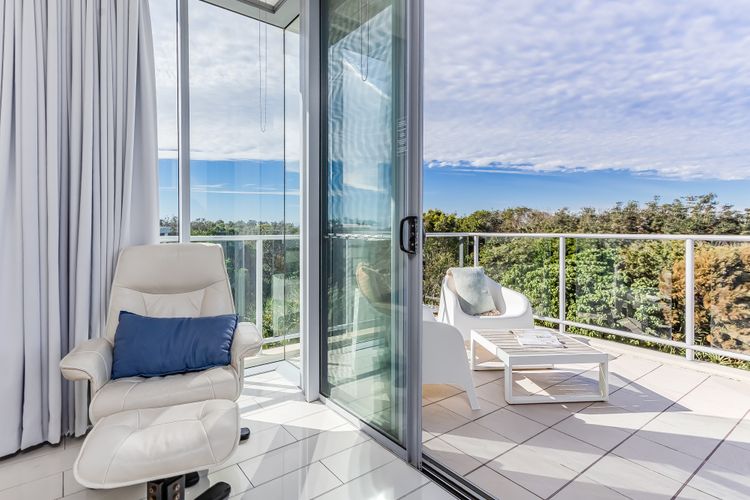 Luxury Apartment 1328 at Bells Boulevard