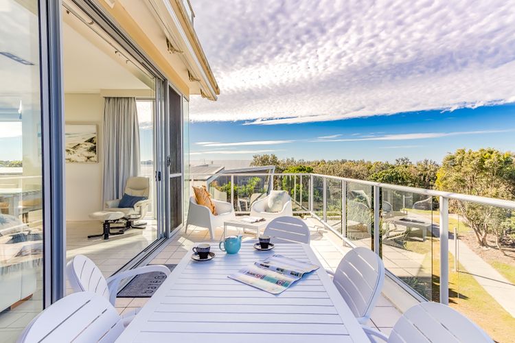 Luxury Apartment 1328 at Bells Boulevard
