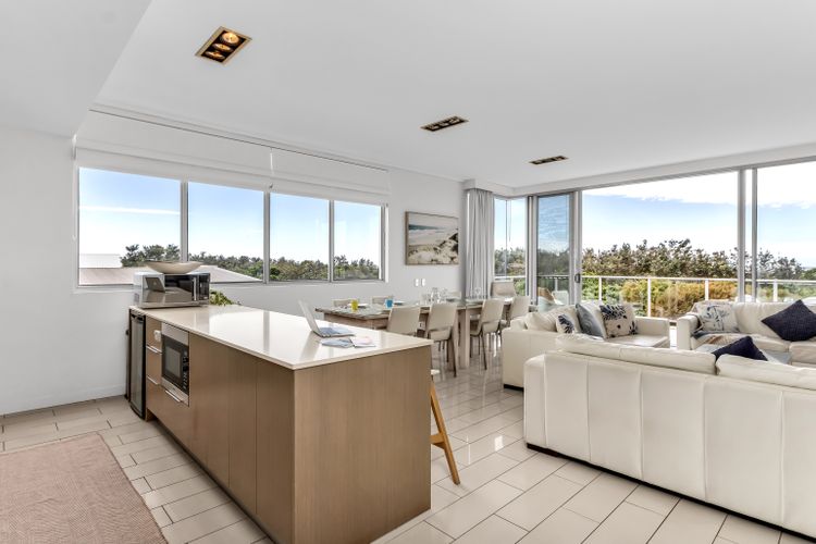 Luxury Apartment 1328 at Bells Boulevard
