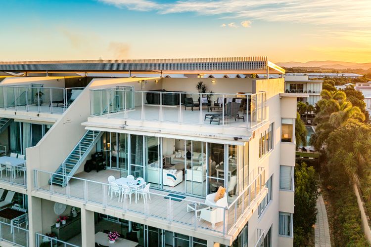 Luxury Apartment 1328 at Bells Boulevard