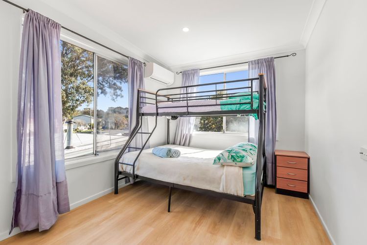 Boronia Avenue, 18