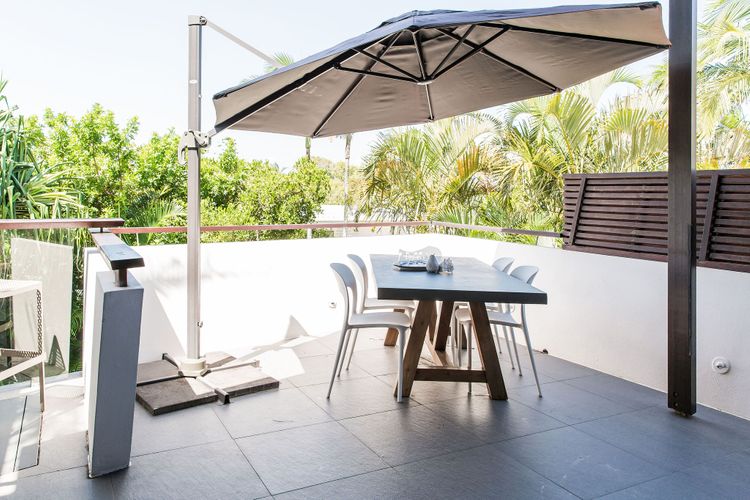 The Hideaway – 3 Bedrooms – Private Pool – Decks