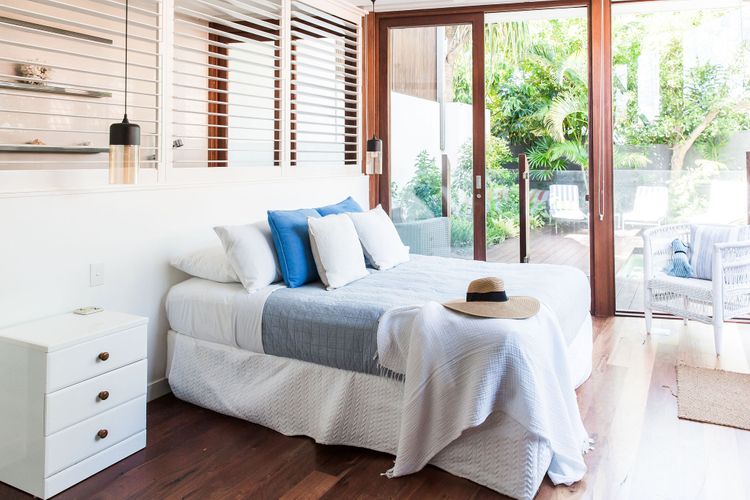 The Hideaway – 3 Bedrooms – Private Pool – Decks