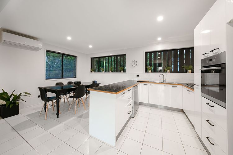 The Lookout – 3 bedrooms – Private Pool – Views