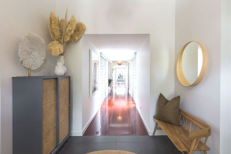 Mamilla Beach House – Pool – Designer – Media room