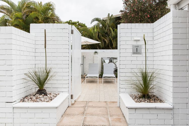 ONE MAROLA – 1/33 Noosa Parade – stylish privacy in paradise.