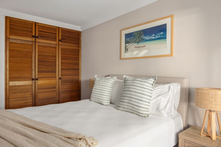ALOHA – 5/17 Noosa Pde – location and style